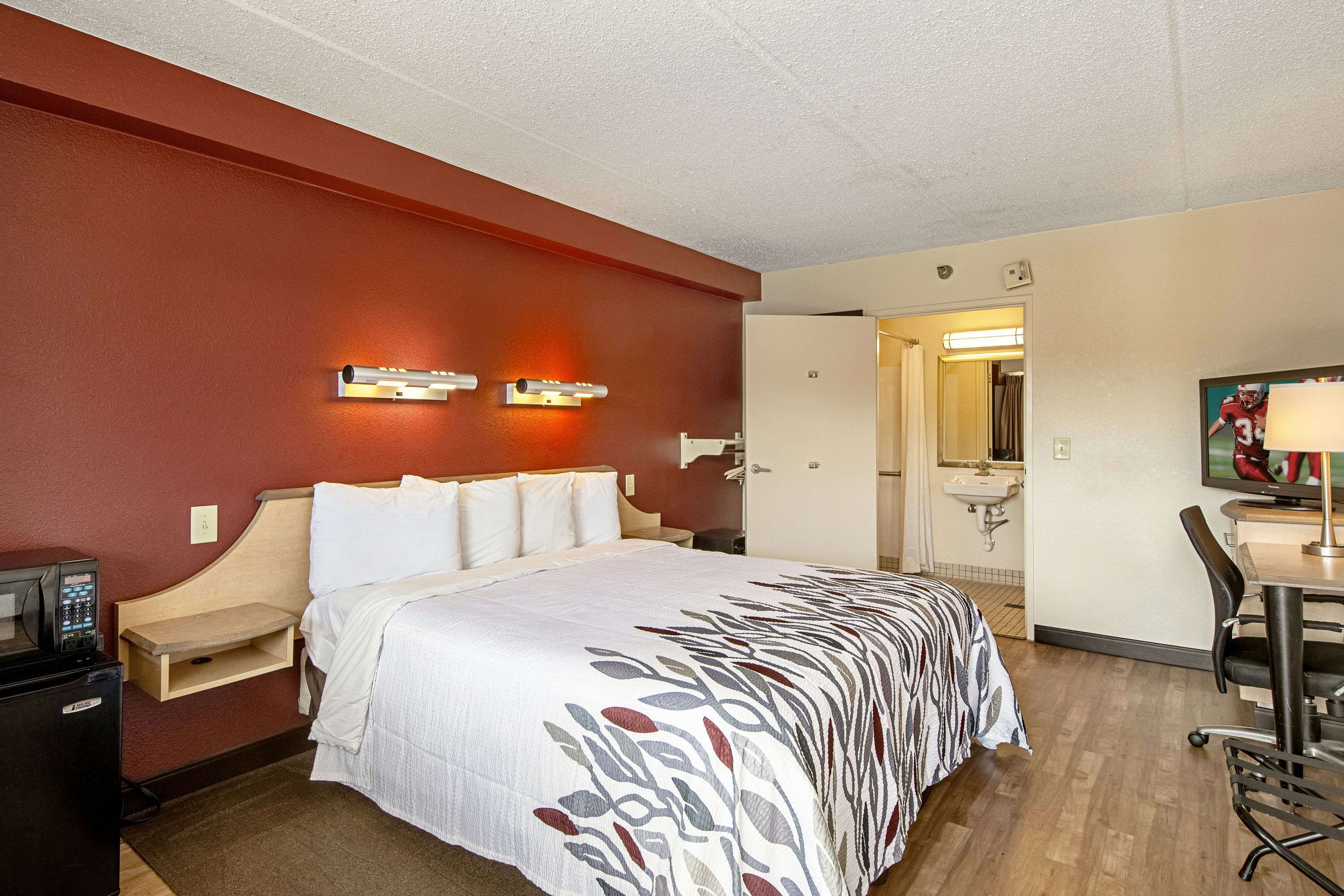 Red Roof Inn Canton