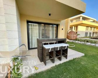 G-Cribs 2 Bed Rooms - El Gouna - Binnenhof