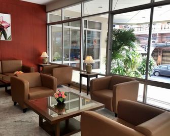 Hatyai Golden Crown Hotel - האט יאי - טרקלין