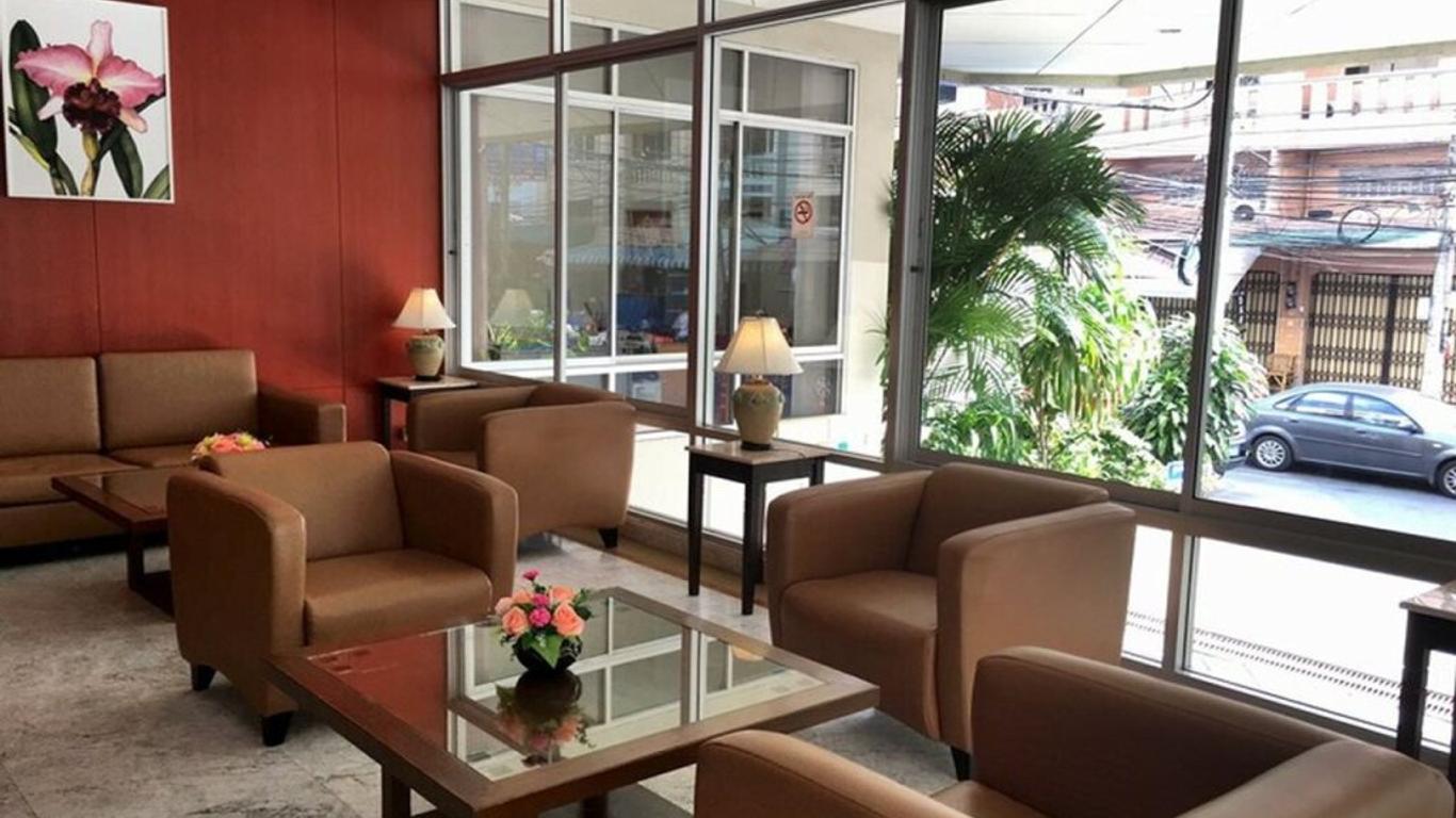 Hadyai Golden Crown Hotel
