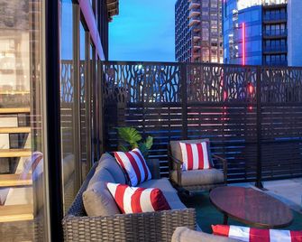 Cameo Hotel and Suites - Halifax - Balcony