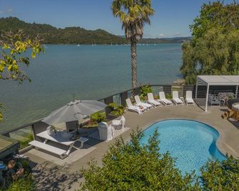 Oceans 88 Whitianga Coastal Suites - Whitianga - Piscina