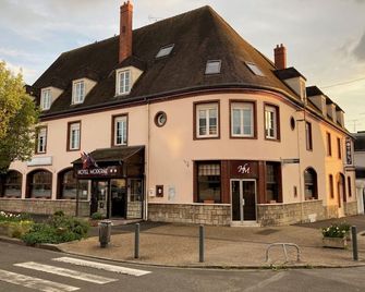 Hôtel Moderne - Bazincourt-sur-Epte - Bâtiment