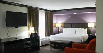 Parkwood Inn & Suites - Manhattan - Makuuhuone