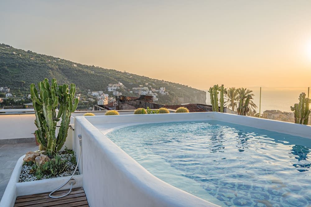 Domo 20 Hotel & Rooftop - Vico Equense - Piscina