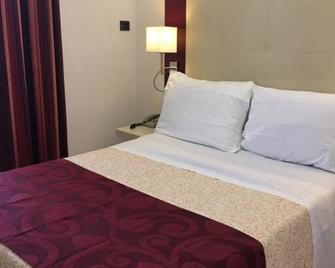 Albergo Panorama - Frascati - Camera da letto