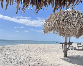 Apartment in Playa Blanca, in front of the sea. Swimming Pool and Direct Access to the Beach - Río Hato - Playa