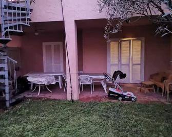 Villa Indipendente - Furnari - Patio