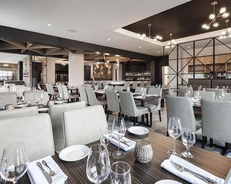 Imperia Hôtel et Suites Boucherville - Boucherville - Restaurant