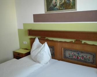 Pension Restaurant Meran - Abtenau - Slaapkamer
