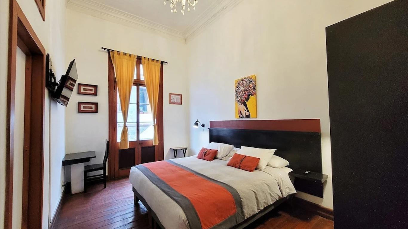 Maki Hostels & Suites Valparaiso