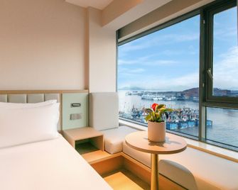 Zhoushan Quanji Hotel (Banshengdong Putuoshan Pier) - Zhoushan - Bedroom