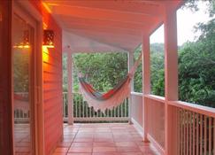 Sea Cottage - Charming And Romantic With A Stunning View - Coral Bay - Balcony