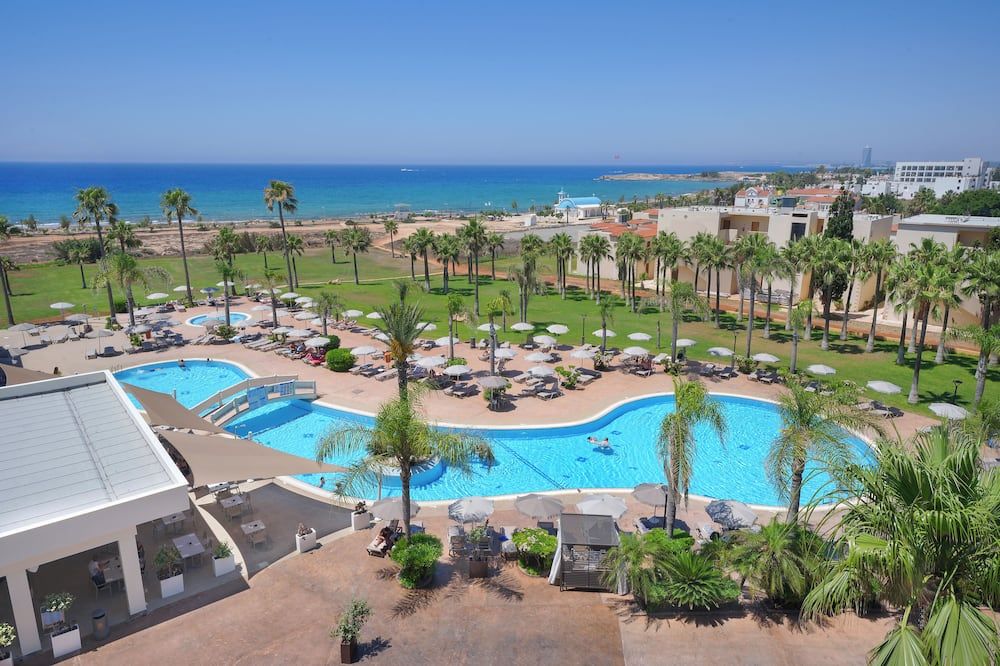 Nelia Sea Breeze Hotel - איה נאפה - בריכה