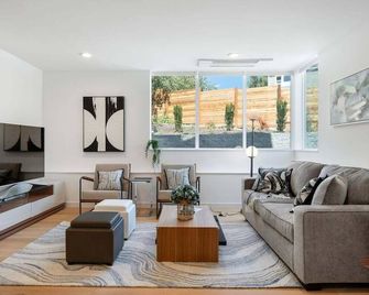 Perch - View Ridge Guest Suite: Cozy 1br Adu Retreat - Seattle - Sala de estar