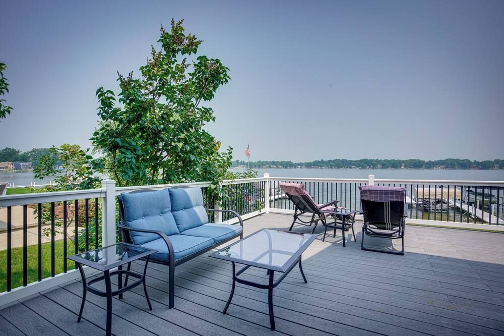 Lakefront Syracuse Home With Deck And Pr - Syracuse - Balcón