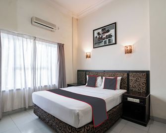 Collection O De Town Hotel - Pekanbaru