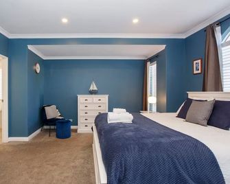 Cosy Retreat, 10 minutes to beaches! Great for short or long stay holidays. - Baldivis - Habitación