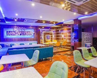 Fabhotel Brij Residency - Bhopal - Restaurant
