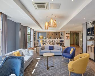 Appart Hotel Odalys City Aix en Provence Les Floridianes - Aix-en-Provence - Area lounge