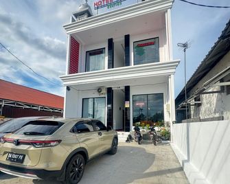 Hotel Kayla Syariah - Banjarbaru - Budova