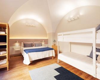 Apartamentos Plaza Mayor 35 - Cáceres - Habitación