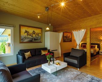 Seeblick Smart Hotel Rössli - Quarten - Living room