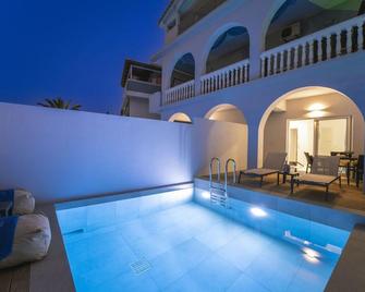 Callinica Hotel - Tsilivi - Piscina