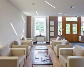 Hotel-Résidence Am Klouschter - Mondorf Les Bains - Lounge