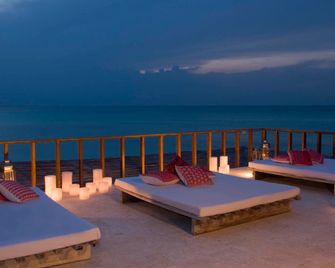 Na Balam Hotel - Isla Mujeres - Edificio