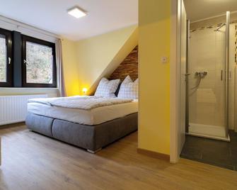 Mühlentaler vacation apartment, the Sleeping Beauty of the Moselle (Beilstein), Whg 3 - Beilstein - Schlafzimmer