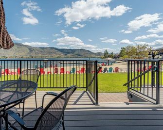 Safari Beach Resort - Osoyoos - Balkong