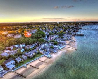 The Masthead Resort - Provincetown - Outdoors view