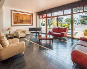 OYO Hotel Del Parque - Guadalajara - Lobi