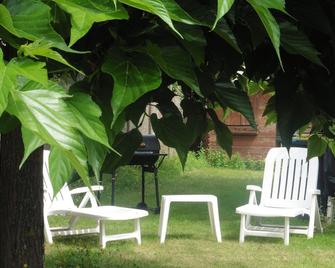 Maison Avec Jardin, Chambre, Salle de Bain, Séjiur, Transats Barbecue Parking - La Bernerie-en-Retz - Patio