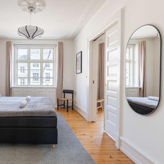 Spacious 3 Bedroom Apartment in Peaceful Area – København