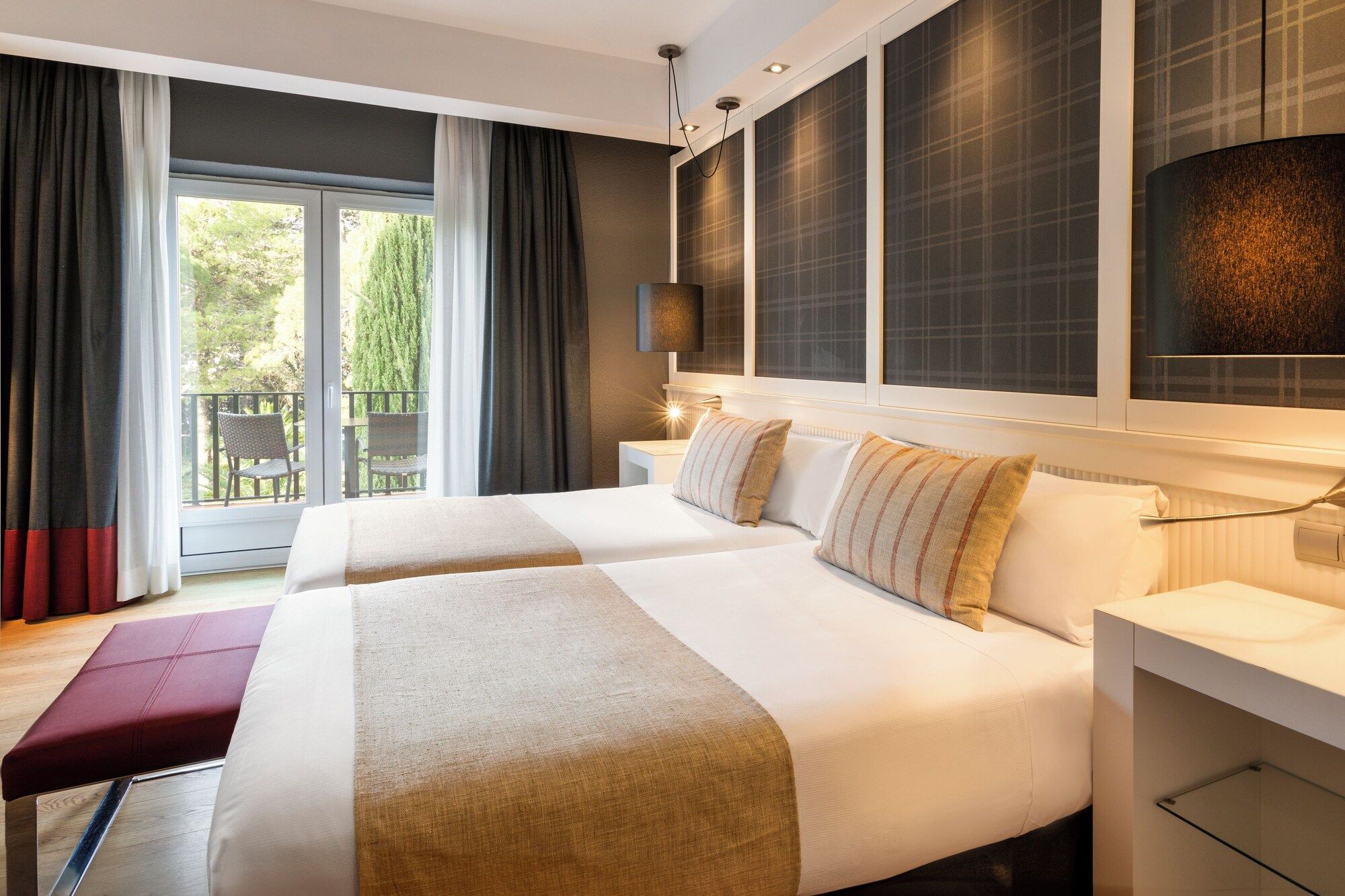 كاتالونيا رينيا فيكتوريا - روندا - غرفة نوم