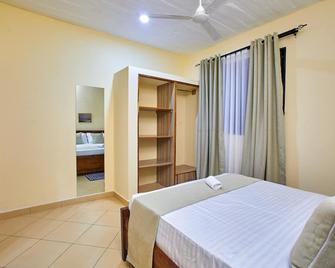 Charming 2-Bedroom in Diani - Diani Beach - Chambre