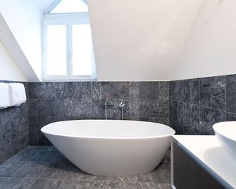 Hotel Restaurant zur Sonne - Sissach - Baño