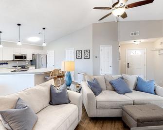 Blue Angel Cottage - Perdido Key - Living room