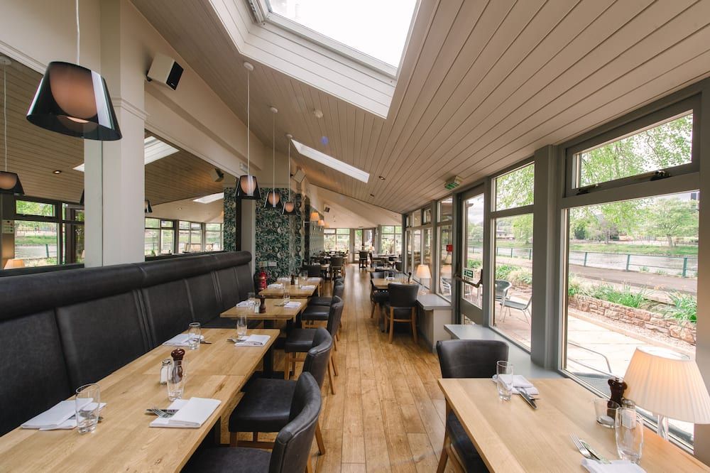 The Glen Mhor Hotel and Uile-bheist Brewery & Distillery - אינברנס - מסעדה