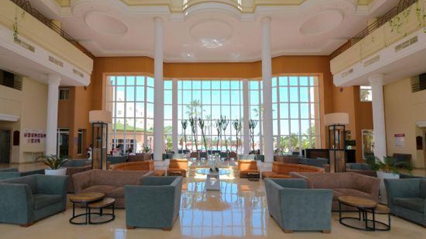 فندق نادي عدن المنستير