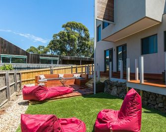 Allawah - Lorne - Patio
