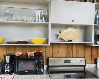 Beach cabin located in gated community in Omoa, Cortes - Omoa - Servicio de la habitación