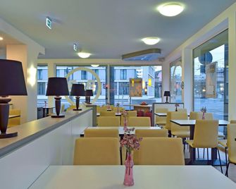 B&B Hotel Dresden-Messe - Dresden - Restaurant