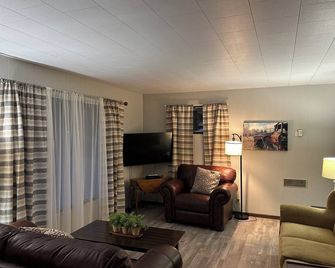 Meadowview II @Ephraim Beach on Ephraim Village Cottages Resort - Ephraim - Living room