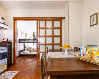 La Terra di Mezzo - Palmariggi - Comedor