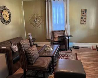 Welcoming Overnight Bedroom - Birmingham - Sala de estar