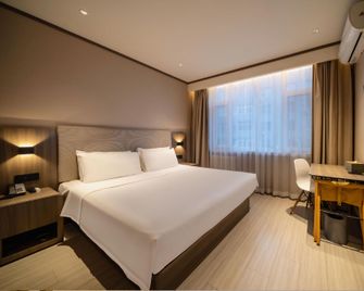 Hanting Hotel Peoples Street Jinzhou Railway Sta - Jinzhou - Bedroom