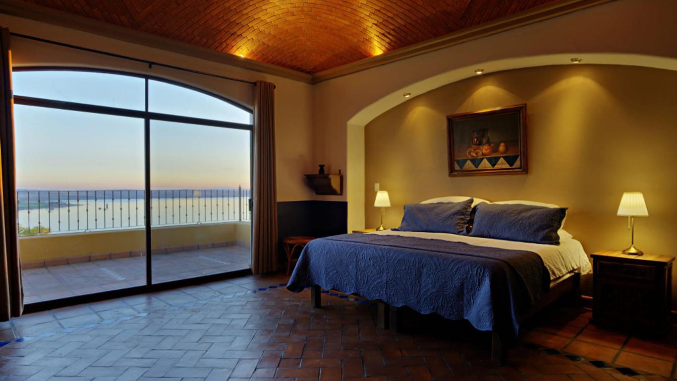Gran Despertar El Faro Hotel Retreat